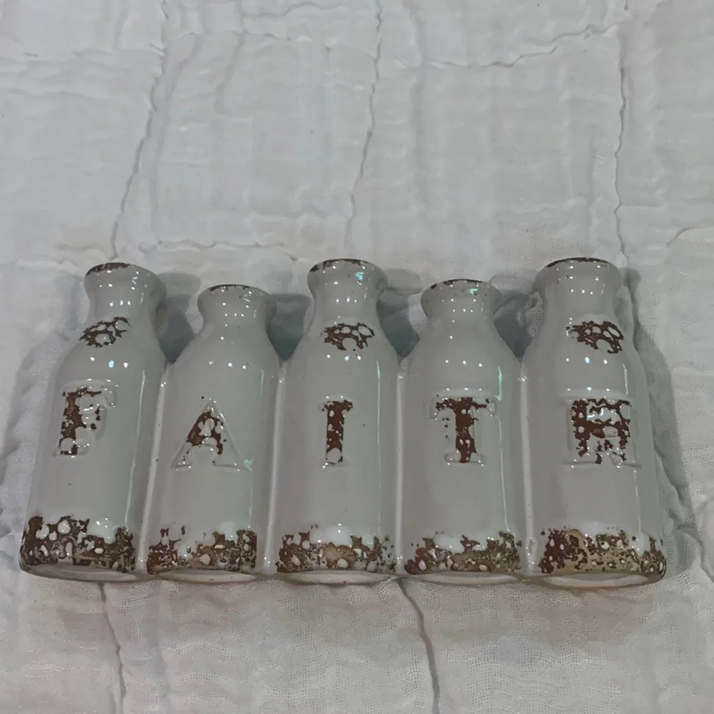 NWOT Faith Vase